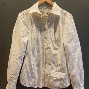 Women's Button-down Shirt Size Medium